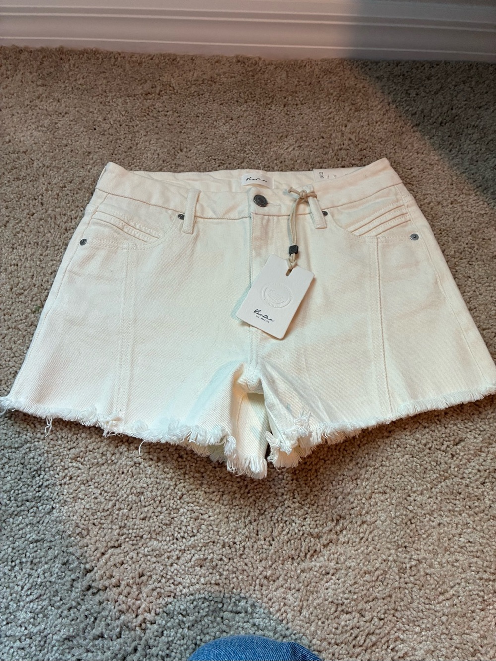 Kancan High Rise White Denim Cutoff Shorts Size 25 NWT Raw Hem